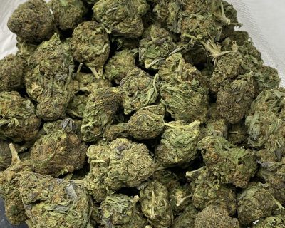 WEDDING CAKE ($524.99 LB) - Image 3